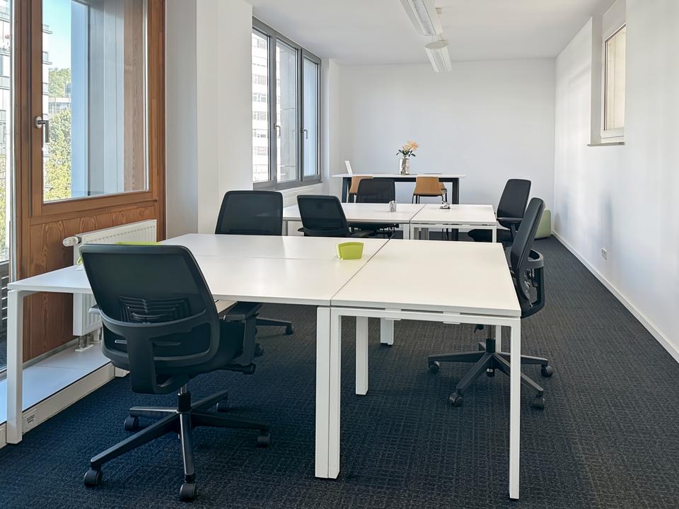 Thumbnail-Privater Büroraum für 5 Person in Regus Friedrichstrasse