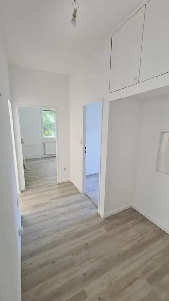 Thumbnail-3-Zimmer Erdgeschosswohnung mit Balkon in Berlin-Lichterfelde