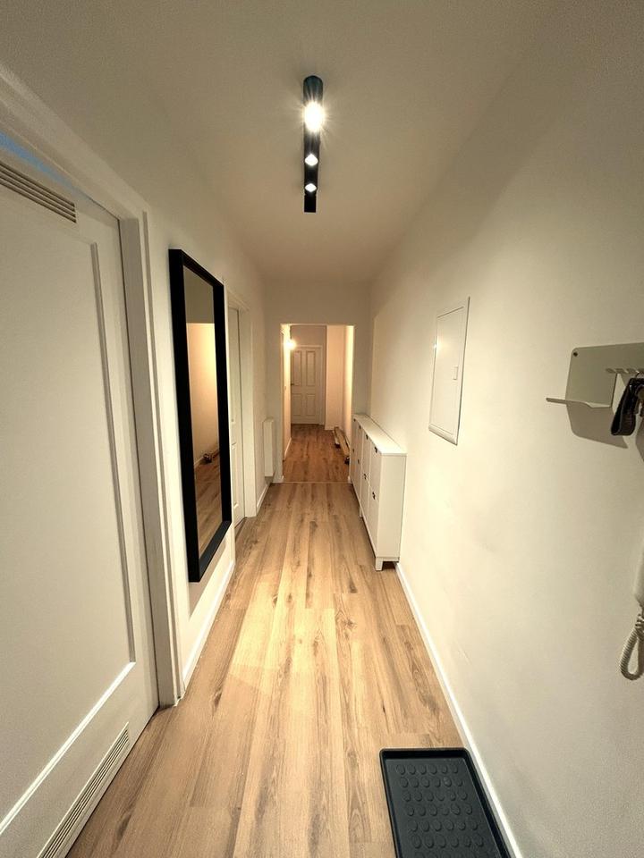 Thumbnail-All Inclusive Möbliertes WG-Zimmer (ca. 11 m²) | Professional-WG | WLAN | Milbertshofen Nähe BMW