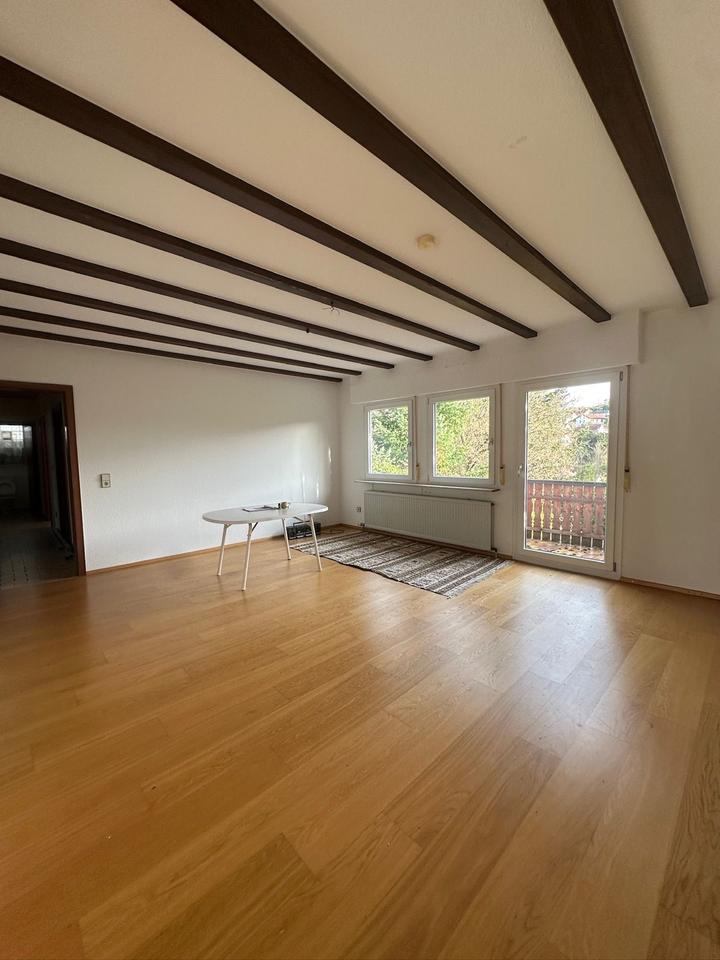 Thumbnail-Große 4 Zimmer Wohnung mit Garten und Terrasse zu vermieten