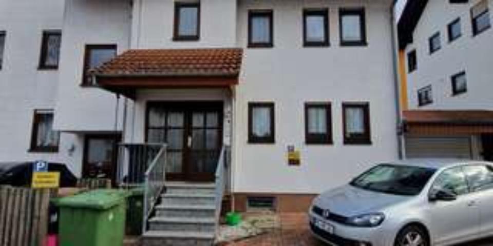 Thumbnail-Mehrfamilienhaus mit 3 Wohnungen zum Verkauf (privat)