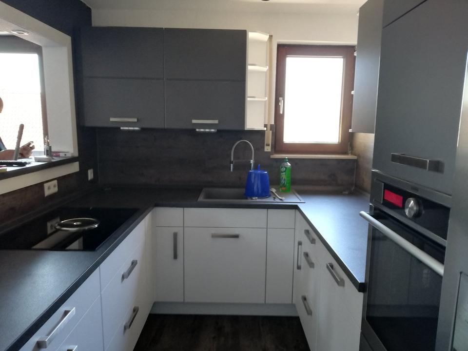 Thumbnail-Exklusive, gepflegte 4-Zimmer-Maisonette-Wohnung mit Einbauküche