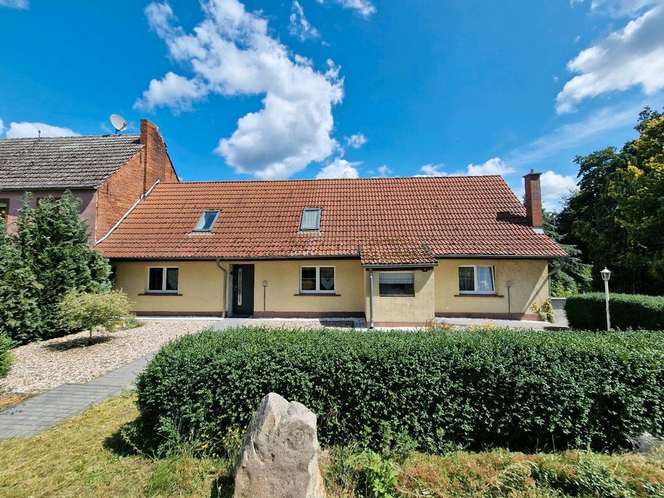 Thumbnail-Rheinsberg Siedlerhaus 5Zim. 2 Wohnungen 3368m2 Pool Terrasse