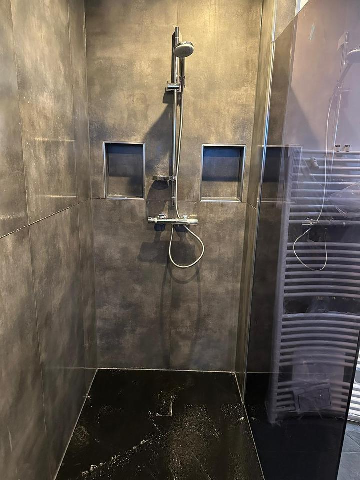 Thumbnail-Erstbezug nach Sanierung – 2 12 -ZKB mit Balkon in ruhiger Lage