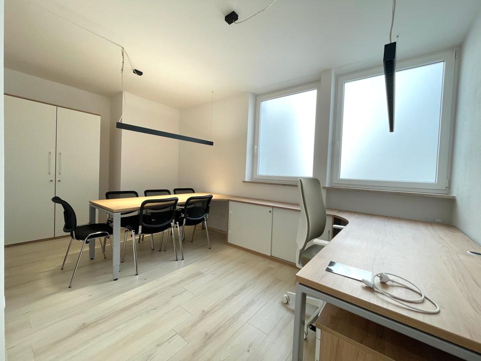 Thumbnail-Neues BüroPraxisWohnung inkl. EBK & Stellplatz im Stadtzentrum!