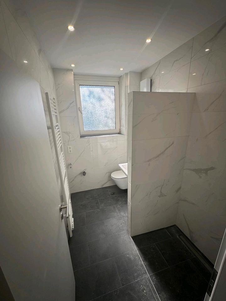 Thumbnail-kernsanierte 3ZKB Wohnung in Altbauvilla nähe SHG Klinik