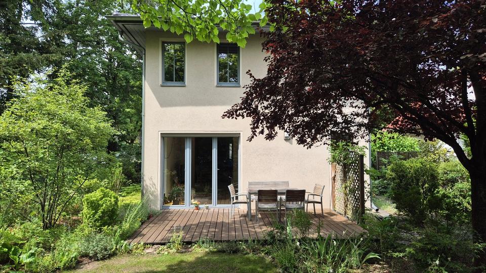 Thumbnail-Stadthaus in Karlshorst mit schönem Garten