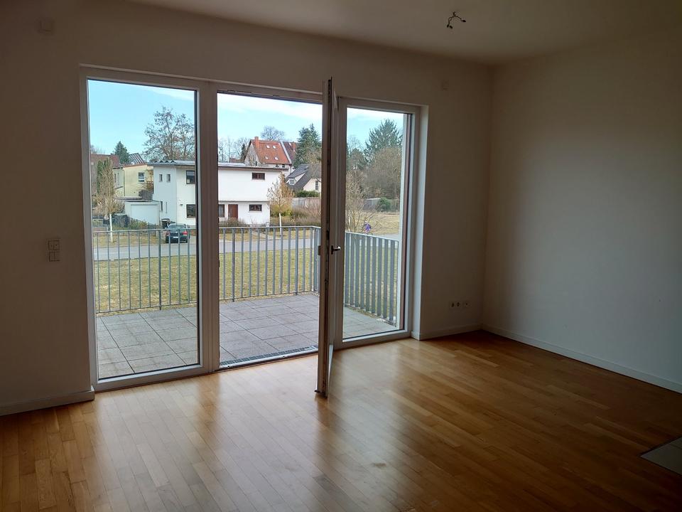 Thumbnail-in einer Stadtvilla schöne helle freie Wohnung mit Stellplatz