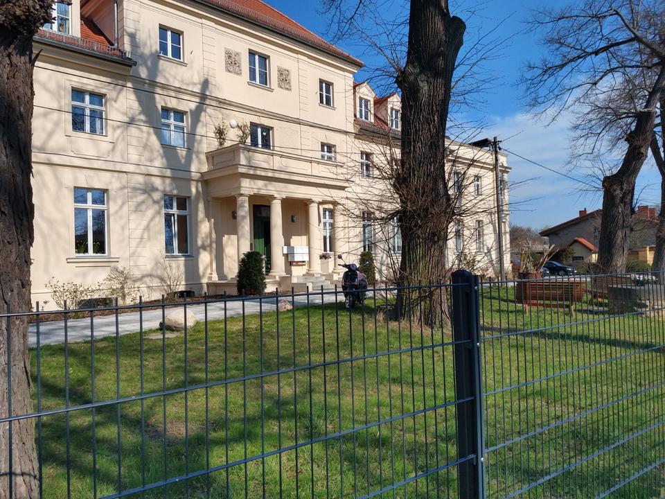 Thumbnail-2-Zimmer-Wohnung mit Balkon und Einbauküche in ruhiger Lage