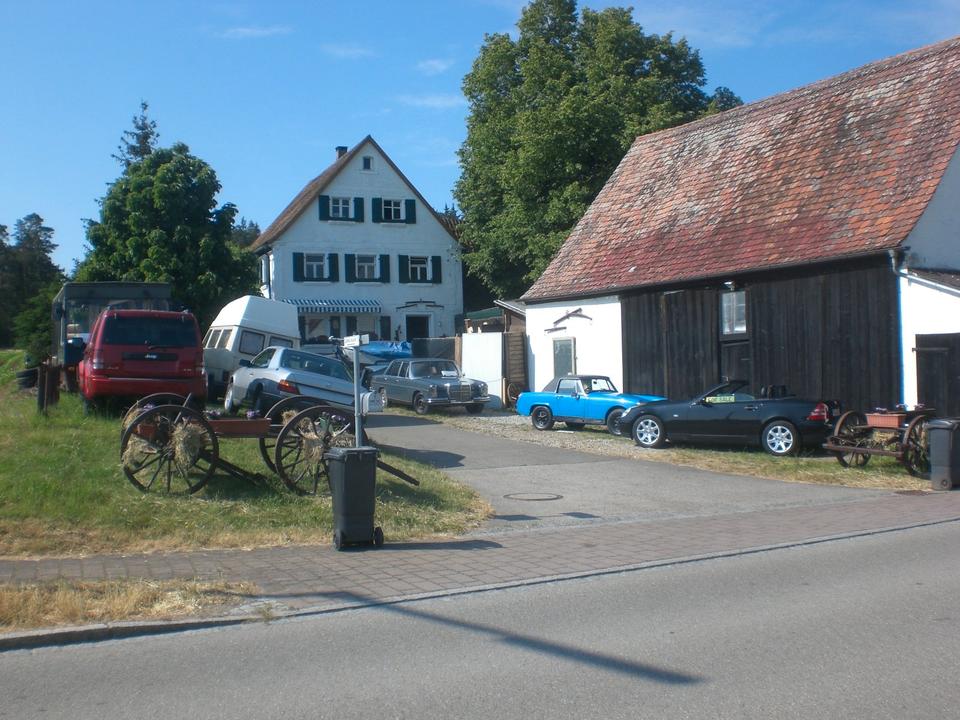 Thumbnail-Ehemaliger Bauernhof ,Scheune, ,Carports,Garagen.1400 Grundstück.