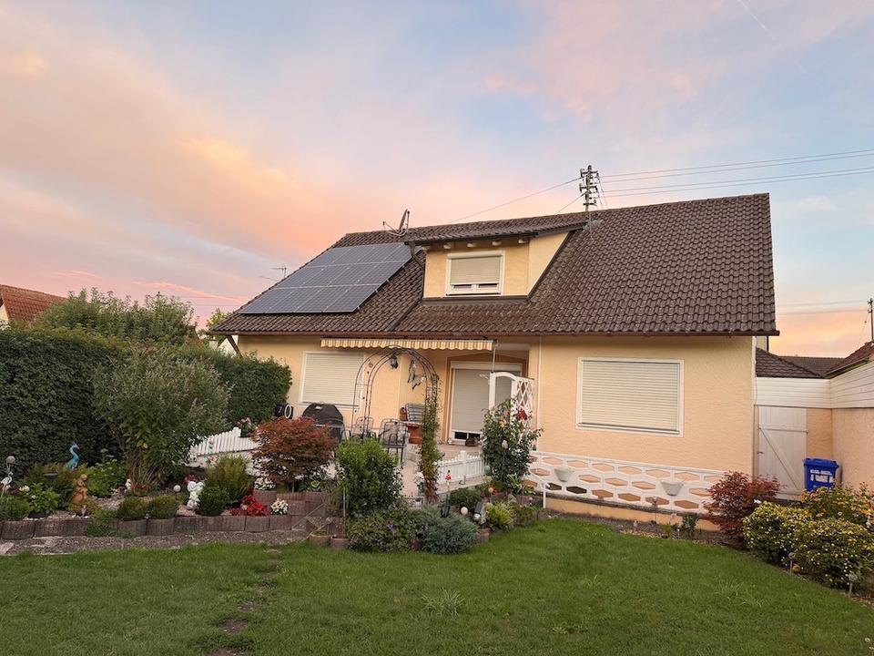 Thumbnail-Attraktives Einfamilienhaus mit 15 Zimmern und großem Garten