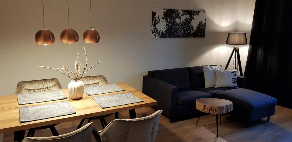 Thumbnail-Möblierte 2-Zimmer-Wohnung mit Balkon im Zentrum