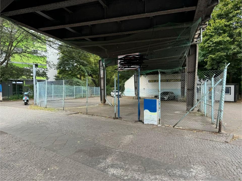 Thumbnail-Autohandel Autoplatz Stellplätze Zu Vermieten nur Als Pacht