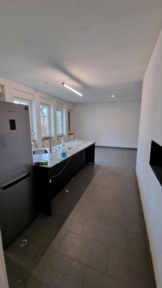 Thumbnail-Wohnung auf zwei Ebenen in Siegen Mitte Kaisergarten zu vermi.