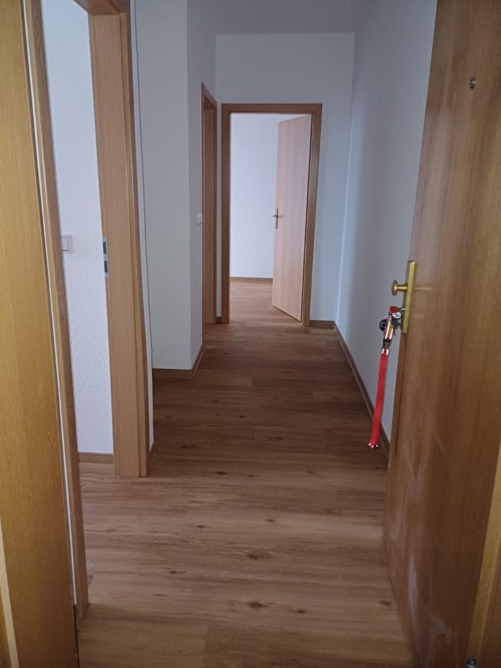 Thumbnail-Kleine 3-Raum-Wohnung - neu saniert - Altneubau - Blankenburg