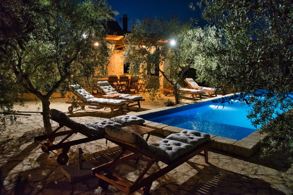 Thumbnail-Istrien: Urlaub in Bio-Olivenplantage, Villa mit Pool, Meer 4km