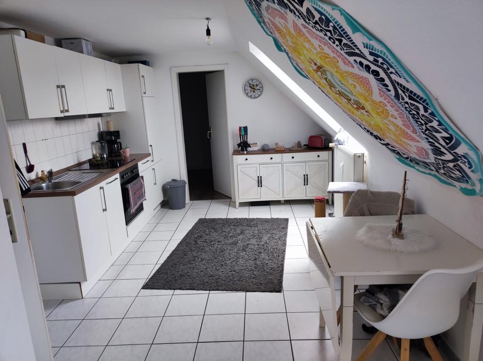 Thumbnail-Helle 2 Zimmer Dachgeschosswohnung