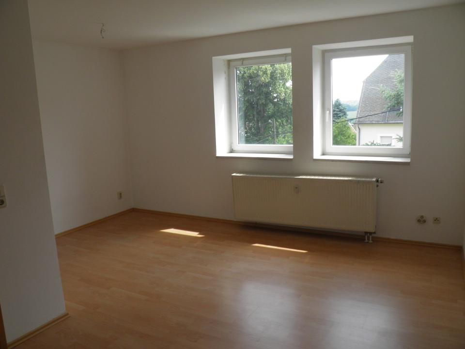 Thumbnail-Gemütliche Single-Wohnung in Lengefeld zu vermieten