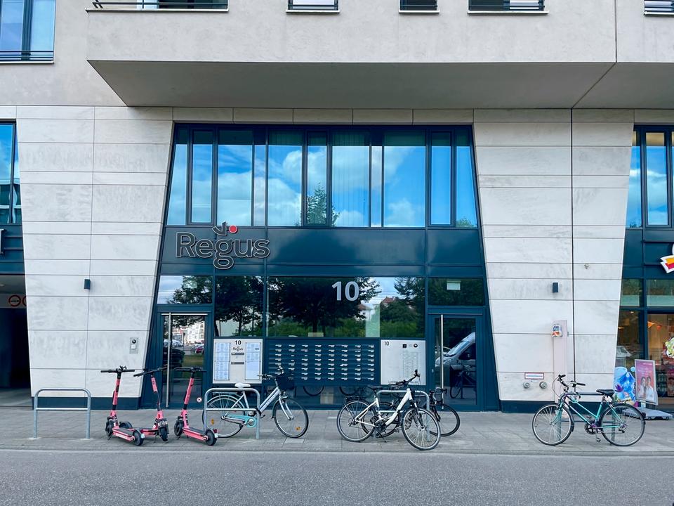 Thumbnail-Privater Büroraum für 2 Person in REGUS Park Arkaden