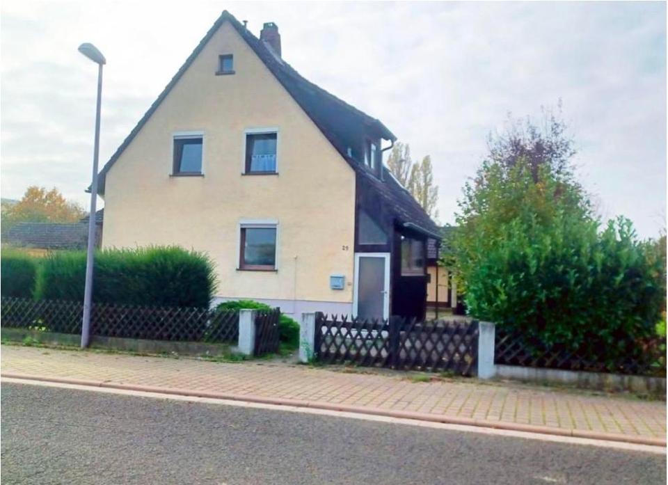 Thumbnail-Freistehende Einfamilienhaus