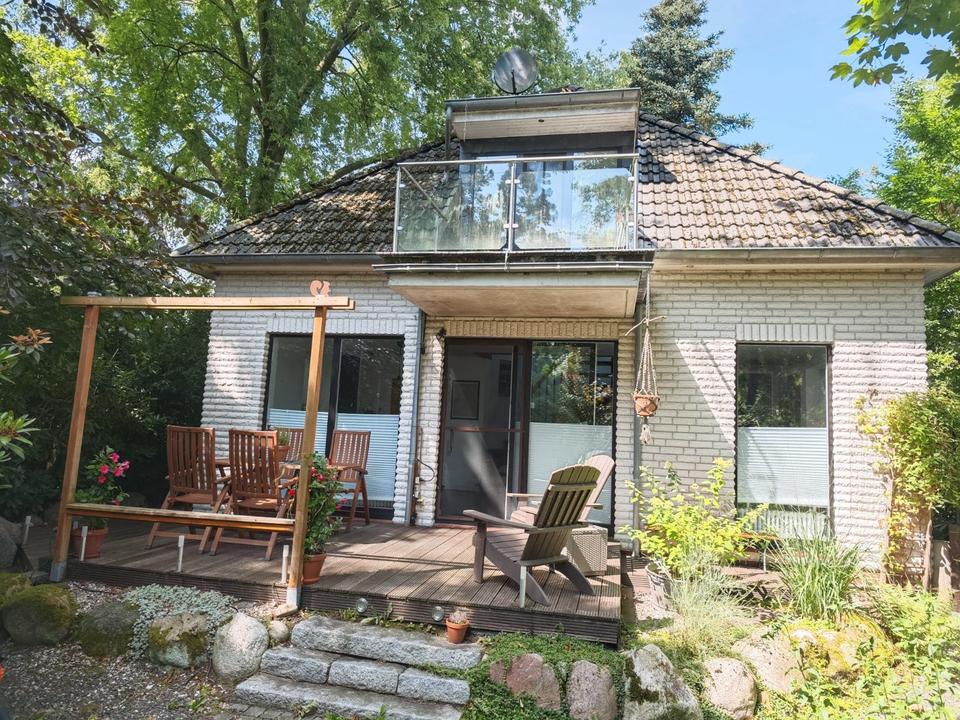 Thumbnail-Besonderes Haus mit großem Grundstück in Oldenburg-Ofenerdiek