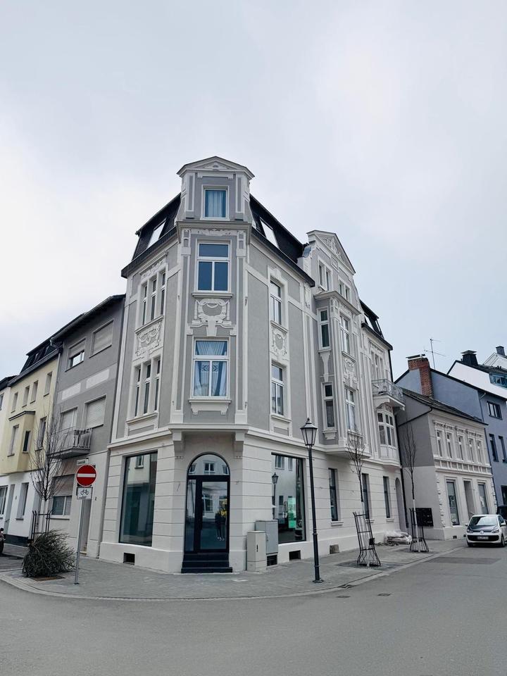 Thumbnail-Sanierte Altbauwohnung mit Balkon - Erstbezug nach Sanierung