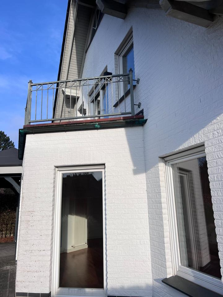 Thumbnail-Helle 3-Zimmer-Wohnung mit Balkon & Stellplatz – ca. 115 m2