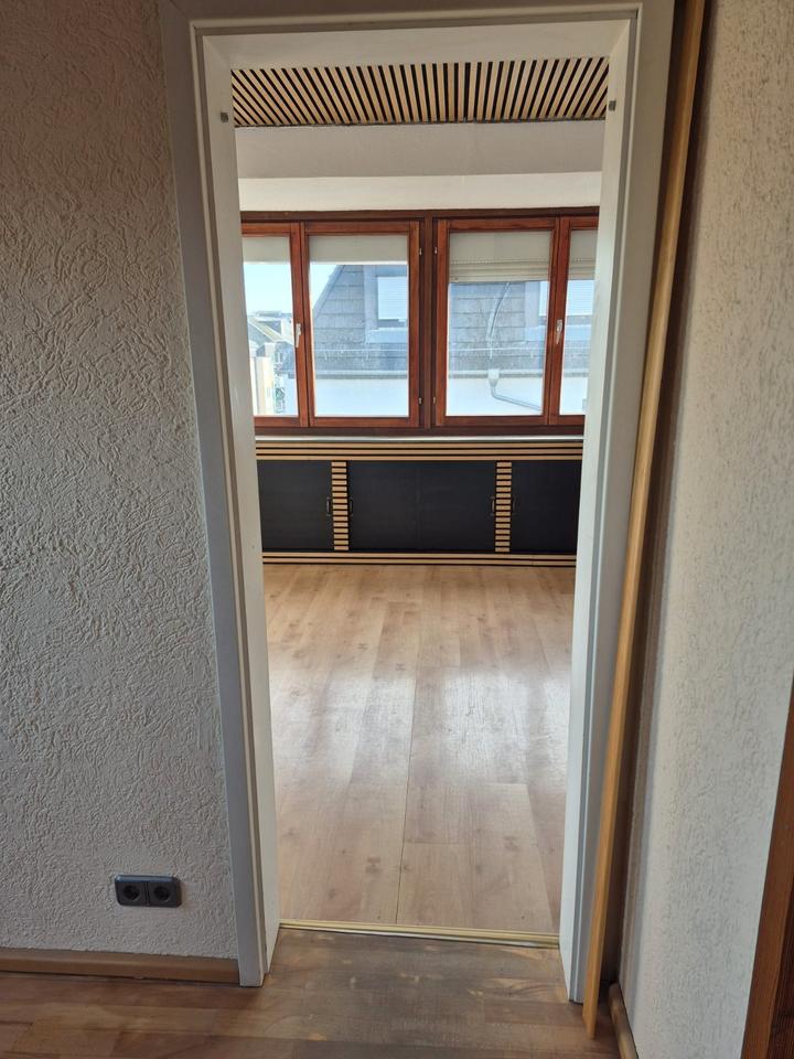 Thumbnail-WG-geeignete 3-Zimmer-Wohnung mit Terrasse Nähe Marktplatz!