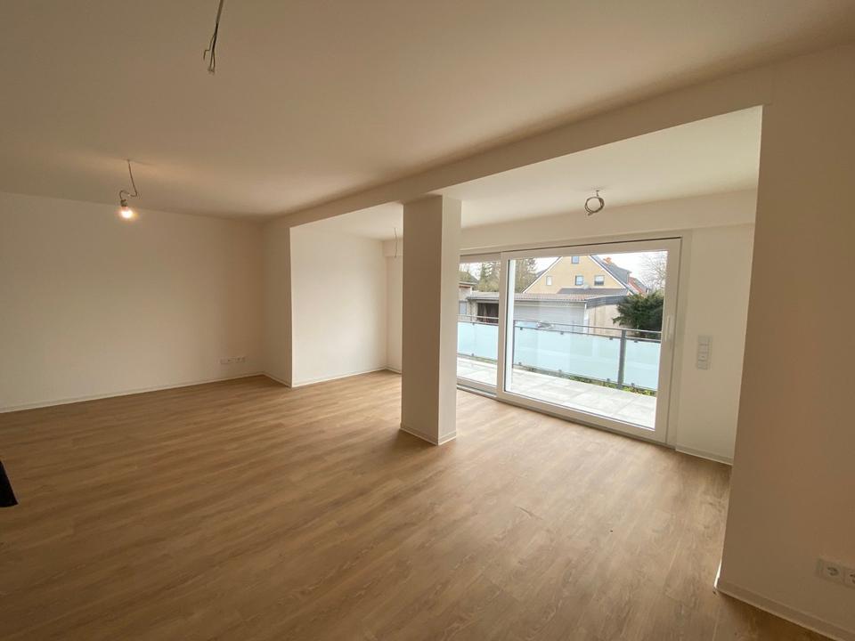 Thumbnail-HOCHWERTIGE UND LICHTVERWÖHNTE WOHNUNG IN AACHEN VERLAUTENHEIDE