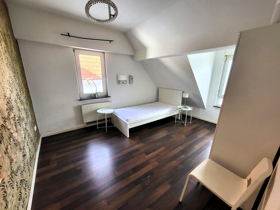 Thumbnail-Möbilierte Zweizimmerwohnung auch WG geeignet!