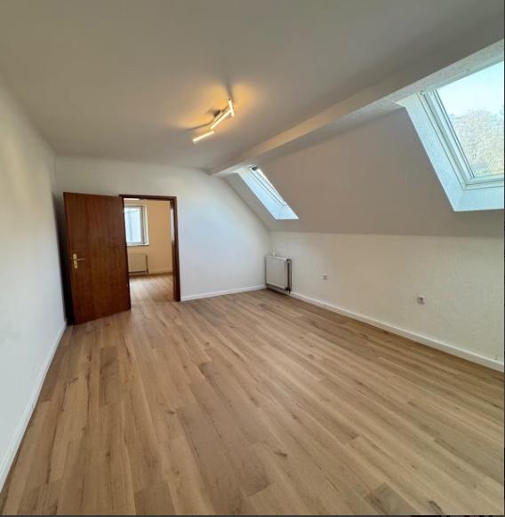 Thumbnail-Kernsanierte 3 ZKB im mit Balkon und Garagenstellplatz in Nalbach