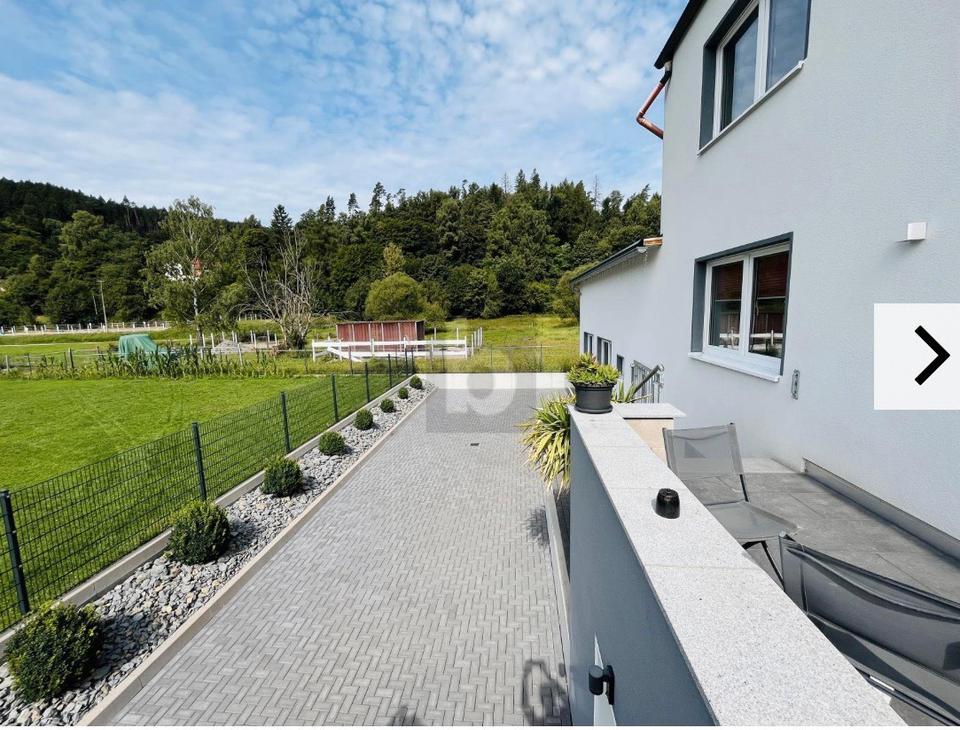 Thumbnail-Mehrfamilienhaus Mietshaus 5 Wohnungen Werkstatt teilsaniert
