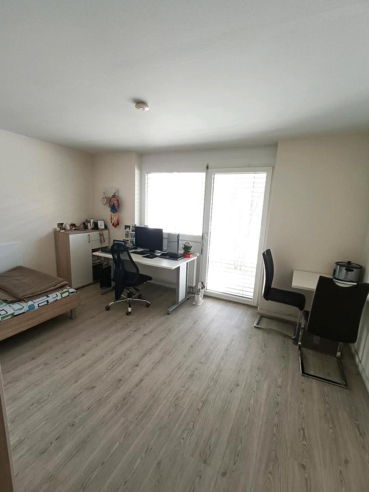 Thumbnail-1-Zimmer Voll-möbliert Wohnung