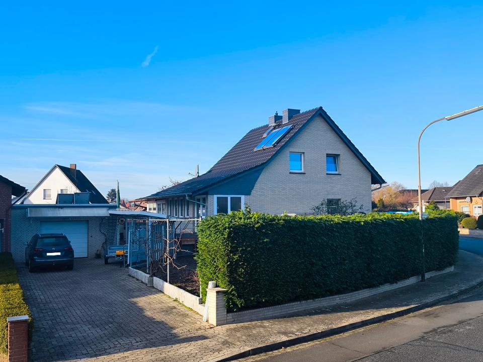 Thumbnail-Einfamilienhaus inkl. AnliegerwohnungBungalow | 761m² Grundstück