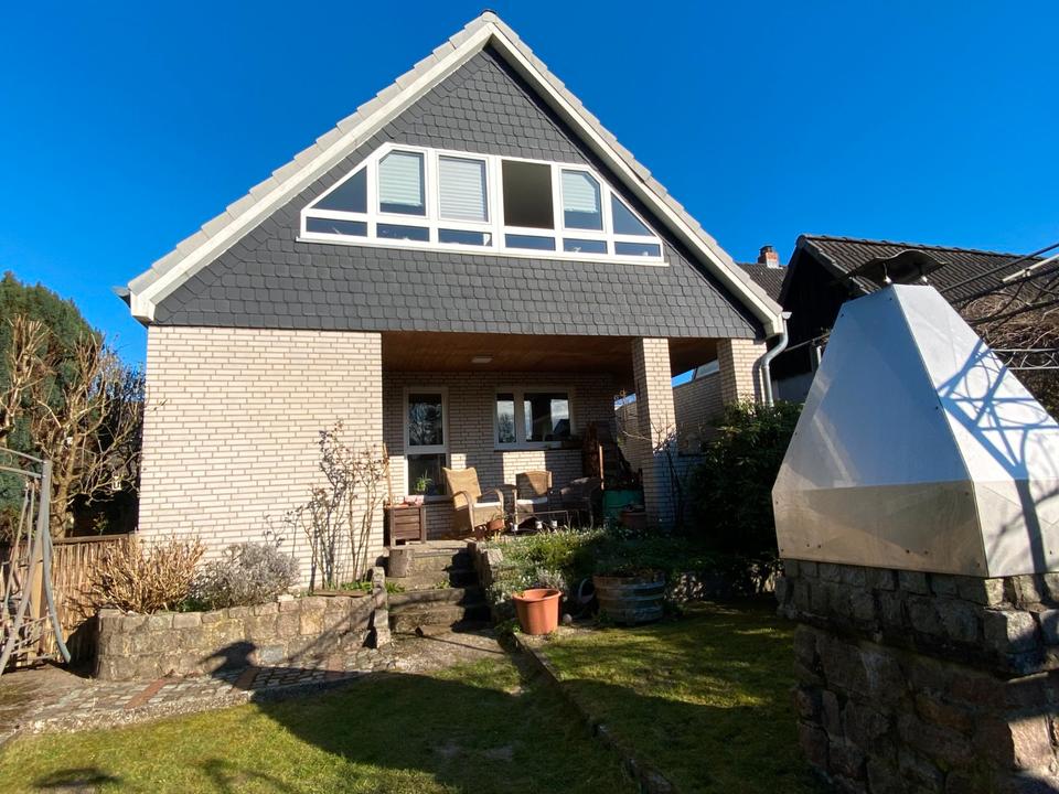 Thumbnail-Einfamilienhaus mit 2 Wohneinheiten in Bad Schwartau-Cleverbrück