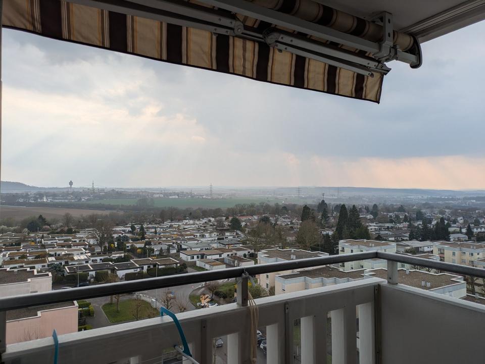 Thumbnail-Privatverkauf: 2,5-Zi. Wohnung mit Balkon, TG & Aufzug