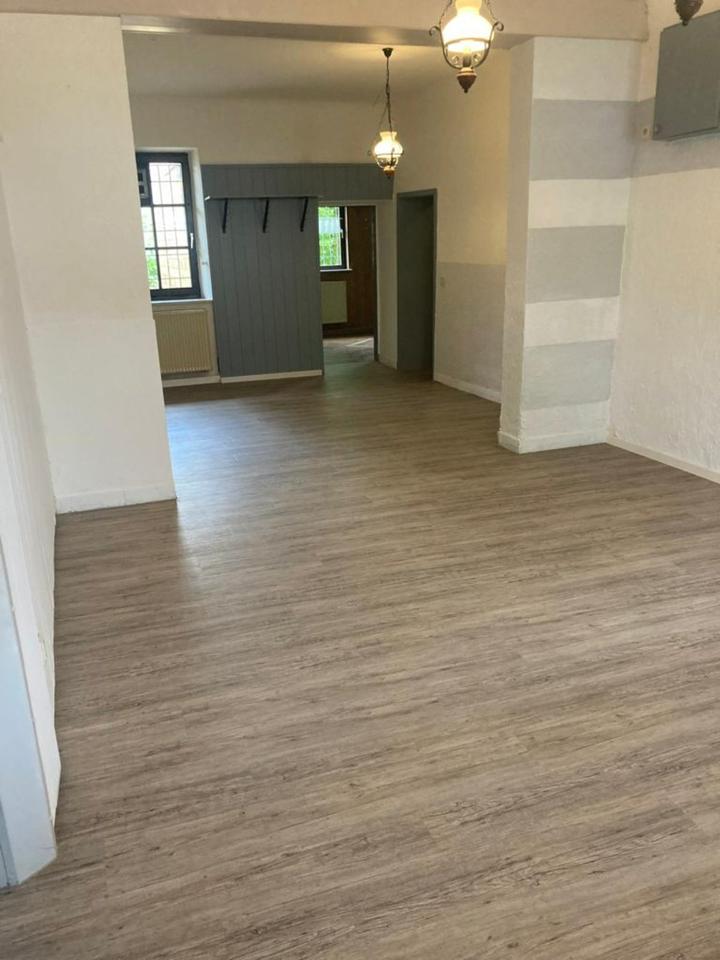 Thumbnail-Großzügige Gewerbefläche in Homburg-Bruchhof zu vermieten