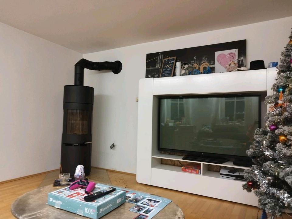 Thumbnail-Untere Hausetage mit Gästezimmer zu vermieten