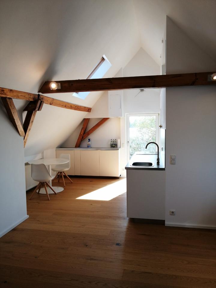 Thumbnail-Einzigartige Dachgeschosswohnung in unvergleichlicher Lage