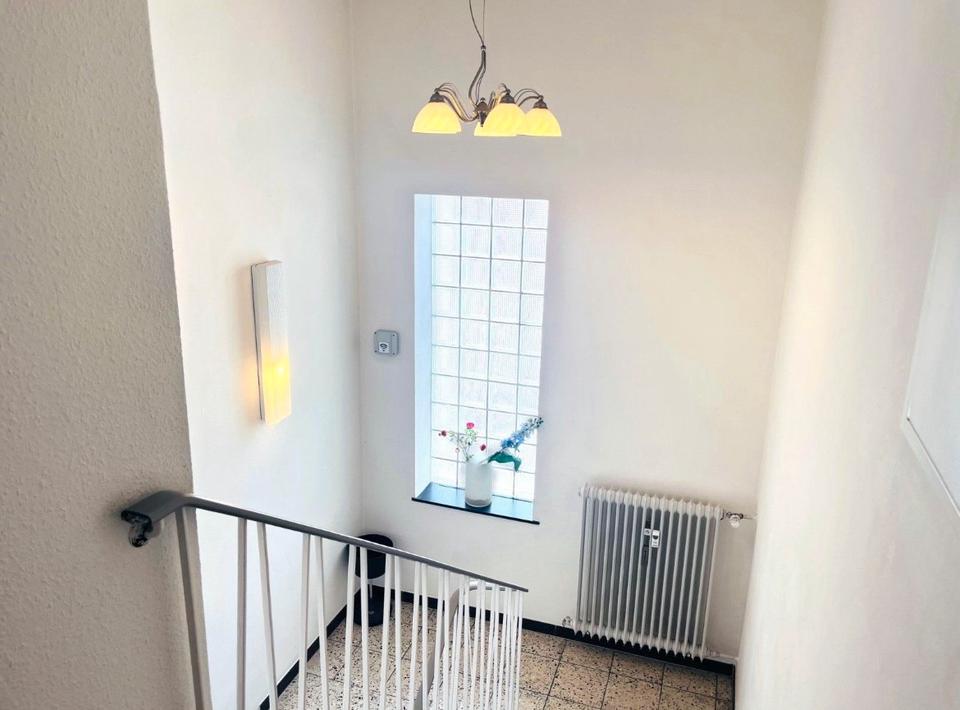 Thumbnail-Zentrale 5 Zimmer Familienwohnung Praxisräume in Marburg-Cappel