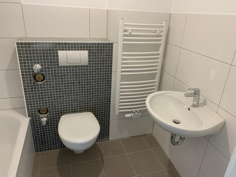 Thumbnail-Frisch Renovierte Wohnung 75 qm Duisburg Laar