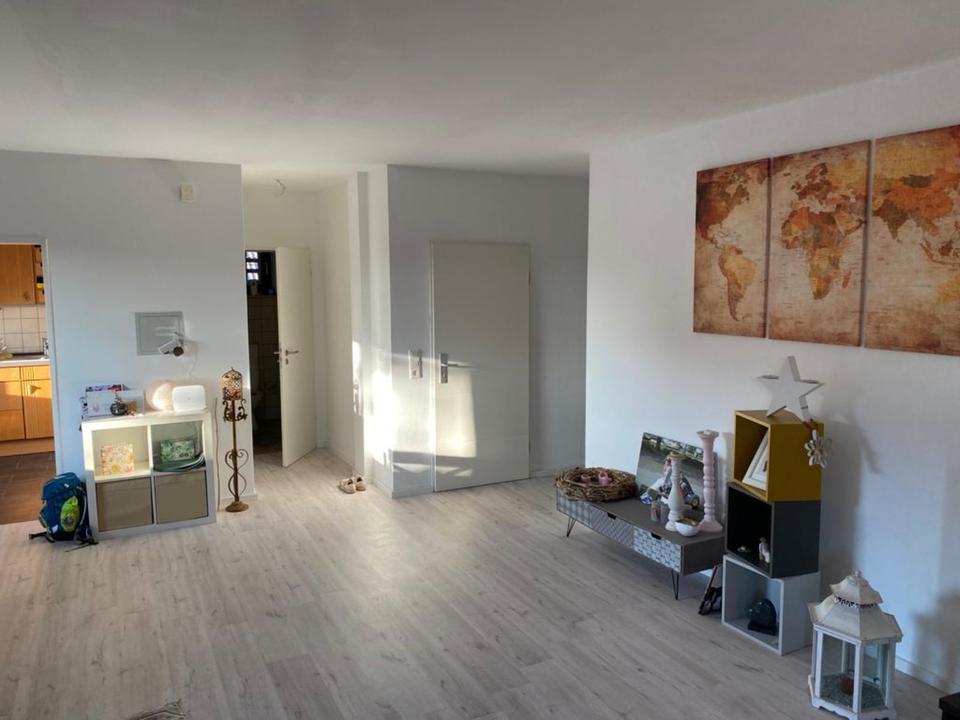 Thumbnail-4 Zi. Wohnung mit großen Balkon in Enger Besenkamp 106qm