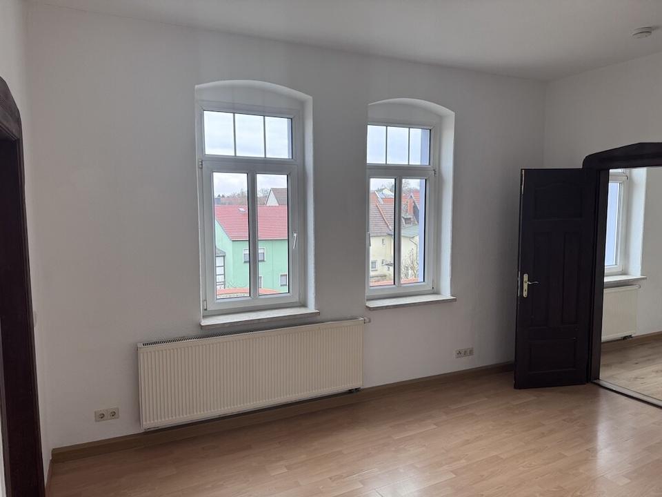 Thumbnail-Freundliche 2-Raum-Wohnung im II.OG in Neustadt an der Orla
