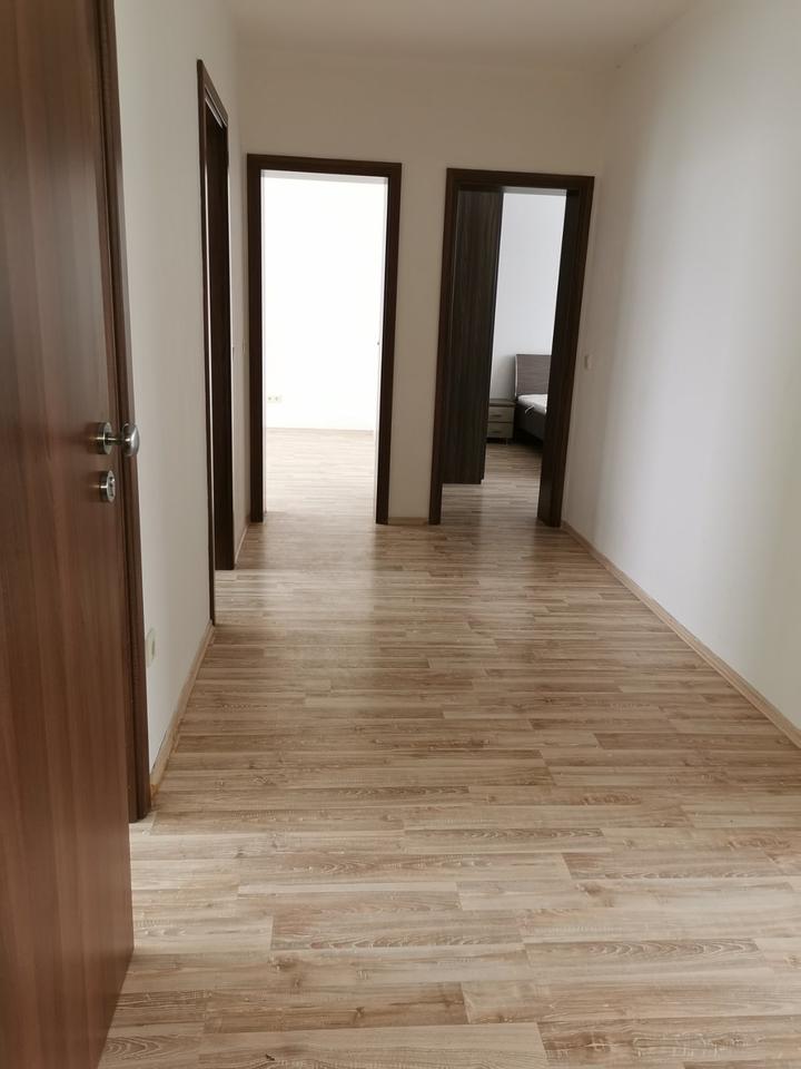 Thumbnail-3-Zimmer-Dachgeschosswohnung mit Balkon, Stellplatz & Einbauküche