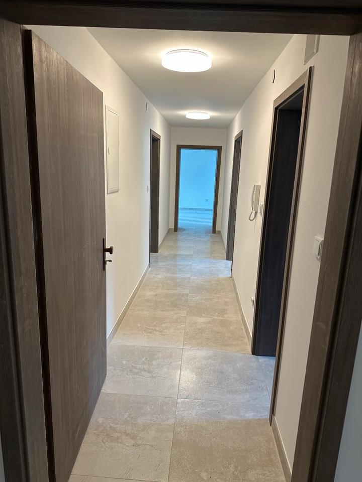 Thumbnail-3 Zimmerwohnung. Erstbezug nach kompletter Renovierung.