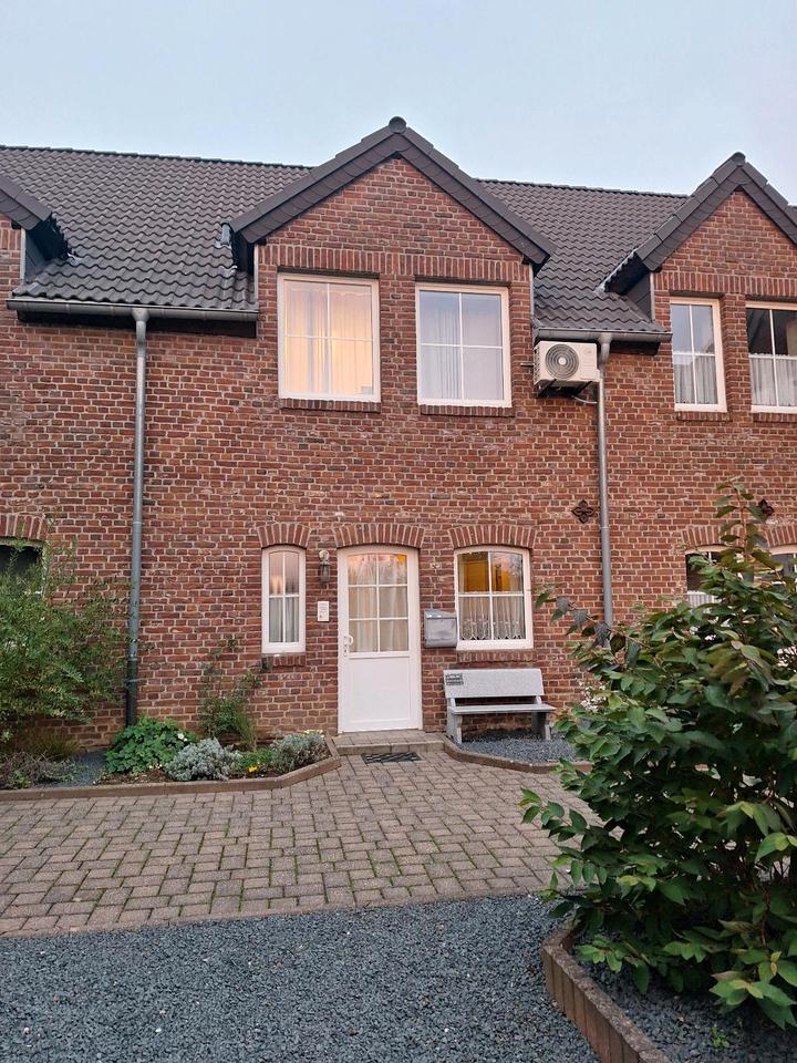 Thumbnail-Mittelreihenhaus mit Garage und ausgebauten Dachboden