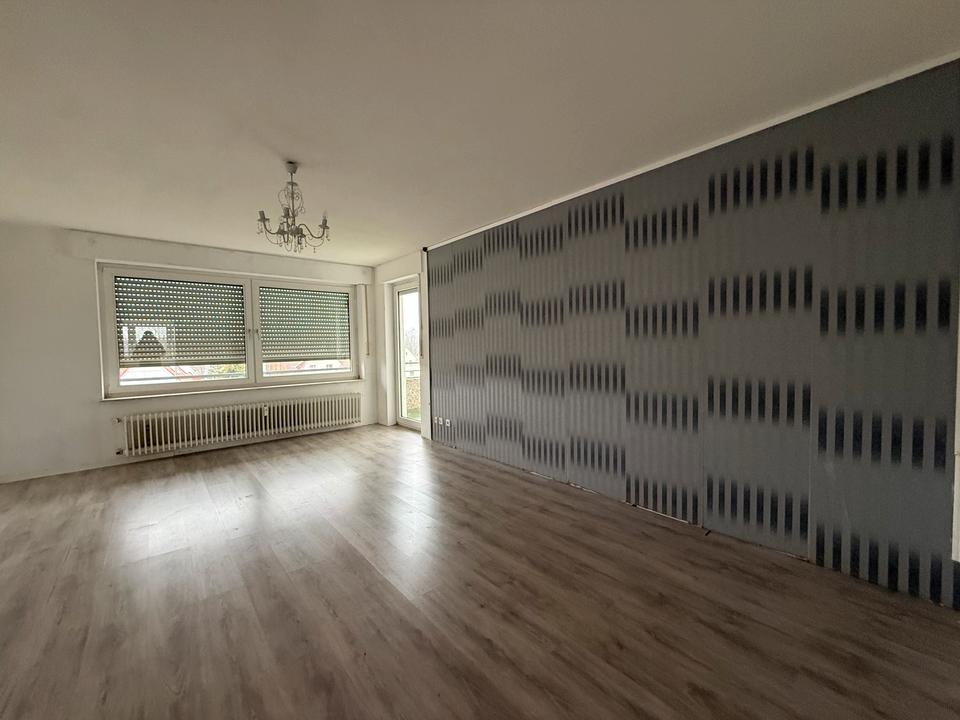 Thumbnail-Große 3-Zi-Whg. mit Balkon