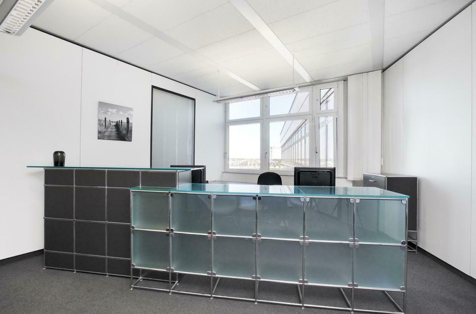 Thumbnail-Virtuelles Büro in HQ Erhalten Sie eine private Bürofläche von 20 m² sowie eine Gemeinschaftsfläche von 60 m², die Sie nutzen können, wann immer Sie diese benötigen – alles zusammen in einem günstigen