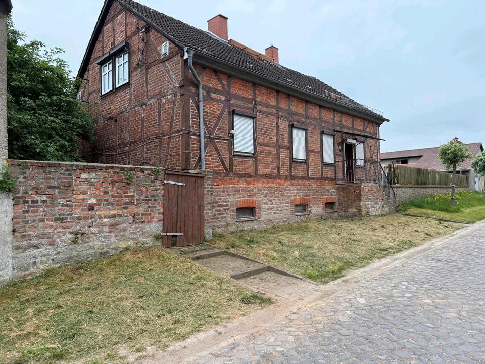 Thumbnail-Einfamilienhaus mit sehr viel Potential