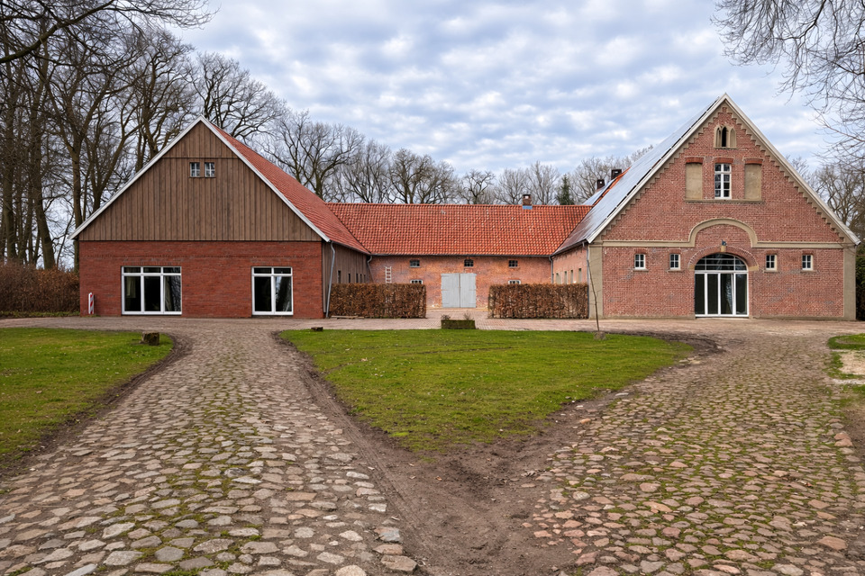 Thumbnail-Neubauwohnung in historischer Hofanlage zur Miete